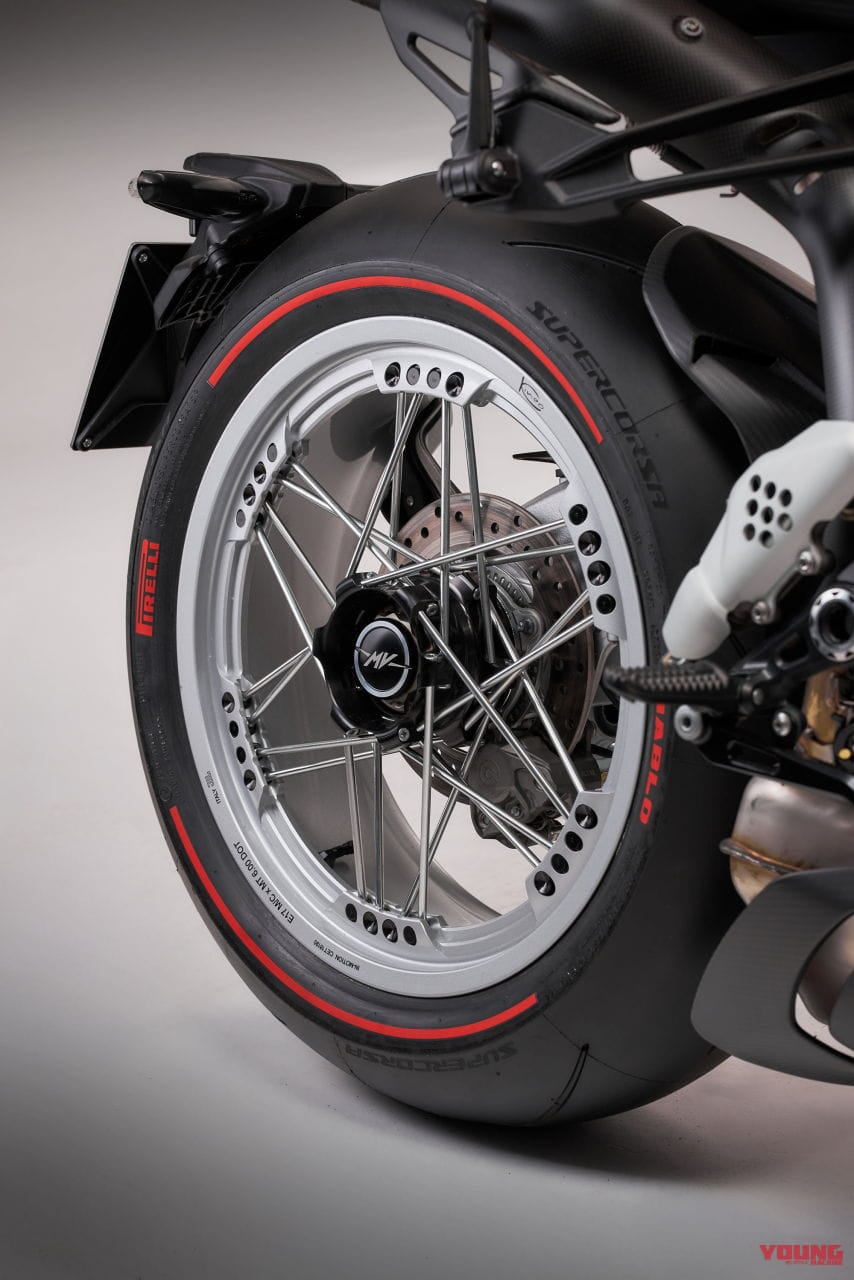 |【世界限定83台】MVアグスタ「スーパーヴェローチェ1000 アゴ」登場! 3気筒800に続き4年ぶりのスペシャルマシン