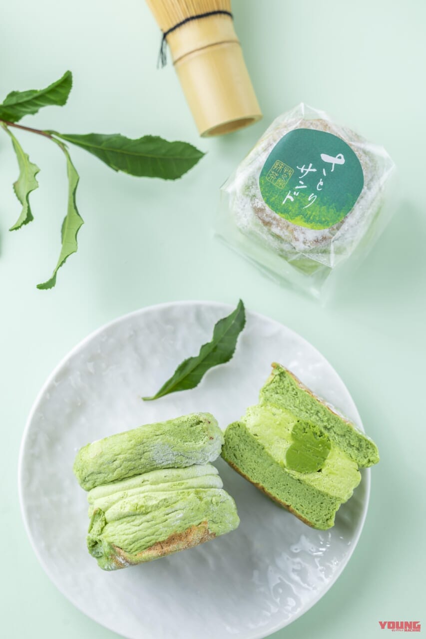 お盆ツーリングは新名所へ!! 茶畑のど真ん中に誕生した「道の駅そらっと牧之原」はライダーの胃袋を掴む食のテーマパークだ｜お盆ツーリングは新名所へ!! 茶畑のど真ん中に誕生した「道の駅そらっと牧之原」はライダーの胃袋を掴む食のテーマパークだ