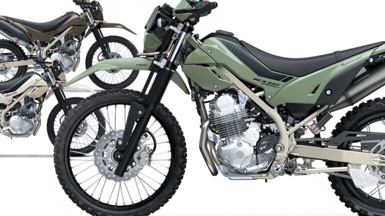 DFより足着き良好！ シート高20mmダウンのカワサキ「KLX230シェルパS」新登場
