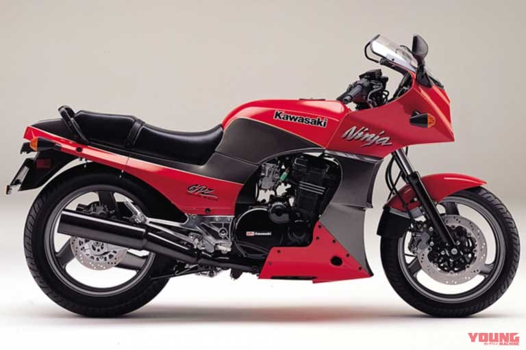 1993-97 GPz900R A10｜【Ninjaの原点】なぜGPz900Rは愛され続けるのか？ 歴代モデル＆”名機”となったカワサキ水冷直4の進化をたどる