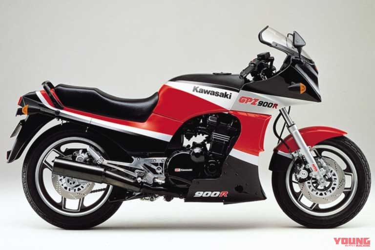 1986 GPz900R A3|【Ninjaの原点】なぜGPz900Rは愛され続けるのか? 歴代モデル&”名機”となったカワサキ水冷直4の進化をたどる