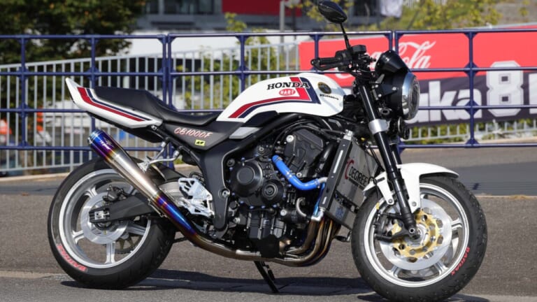 アールズギア×TSRがコラボカスタム! 「Neo-Classic Rebellion CB100OF」…90年代風にまとめたセパハン仕様が熱い!