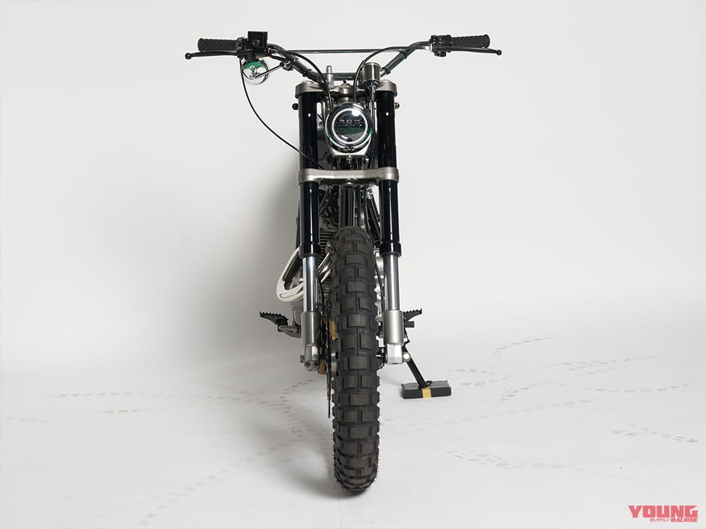 DEUS EX MACHINA SKOLL｜【都市を狩る孤高の狼】デウス・エクス・マキナが放つストリートカスタム「SKOLL」が特別展示中！