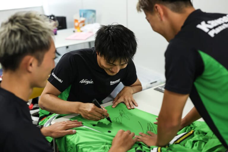 Kawasaki Plaza Racing Team 8耐｜“鈴鹿8耐応援ありがとう”キャンペーン実施中〈Kawasaki Plaza Racing Team〉