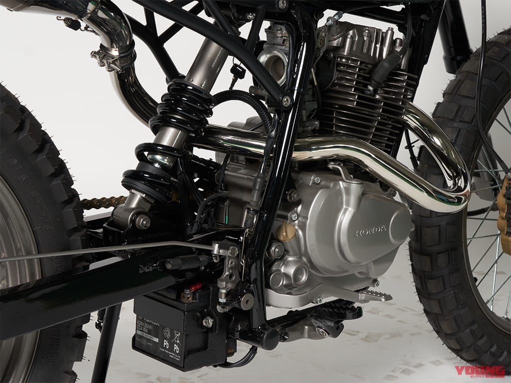 DEUS EX MACHINA SKOLL|【都市を狩る孤高の狼】デウス・エクス・マキナが放つストリートカスタム「SKOLL」が特別展示中!