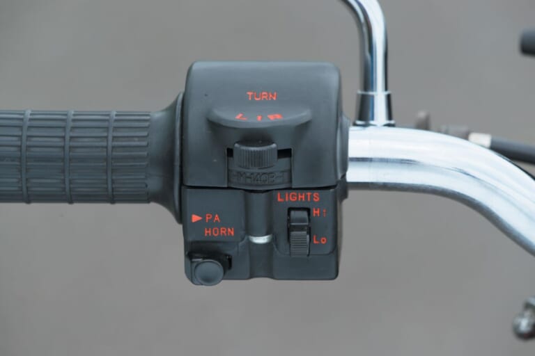 HONDA CB400FOUR|オートバイのデザインに一石を投じた革命児:ホンダCB400FOUR【1974~1977】