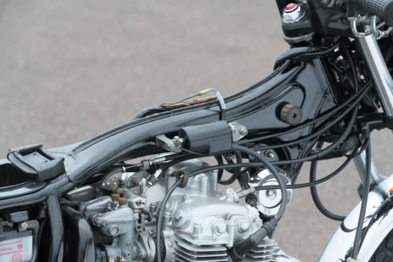HONDA CB400FOUR｜ホンダならではのカフェレーサーを示した車体構成：ホンダCB400FOUR【1974～1977】各部解説
