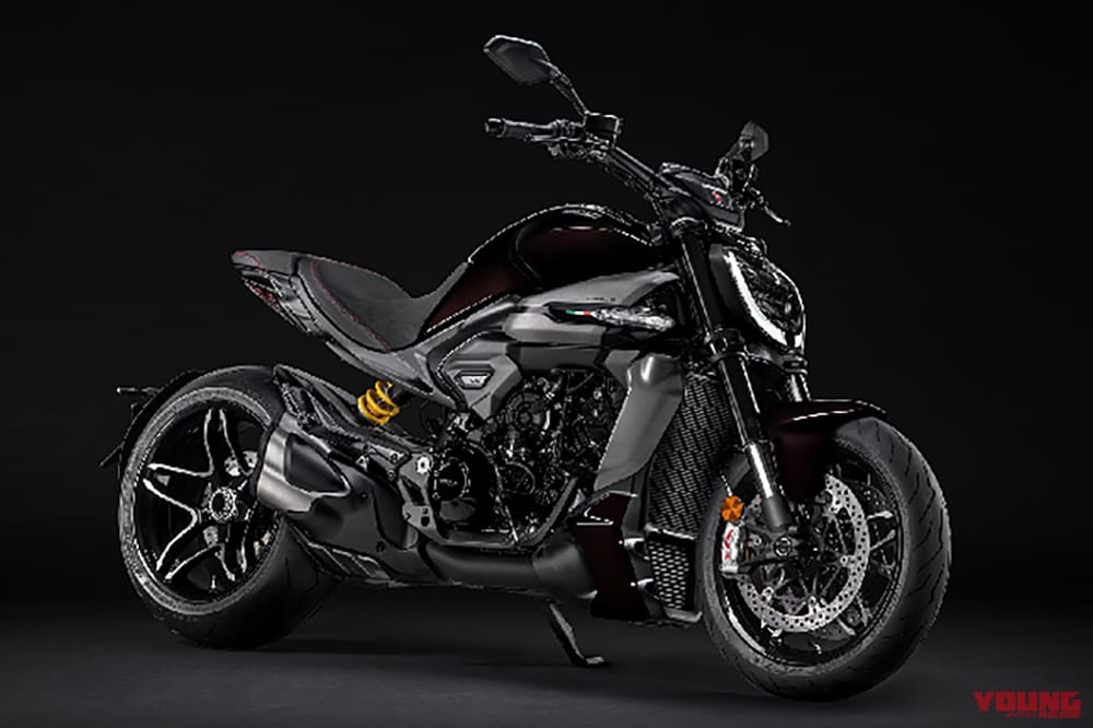 ブラック・ラヴァ｜ドゥカティ新型「XDiavel V4」国内発売！V4エンジン搭載のイタリアン「キング・オブ・クルーザー」を徹底解説