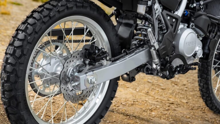 ヤマハ｜WR125R｜欧州仕様｜2026年モデル｜ヤマハ新型オフロード「WR125R」発表！ MCショー公開のコンセプトモデルが縦目2灯フェイスに転生、日本にも導入へ?!【欧州】