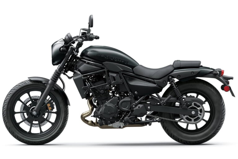 カワサキ|エリミネーター500|欧州仕様|2026年モデル|カワサキ「エリミネーター500」にレッド×ブラック登場! エボニーとSEは従来色を継続【海外】