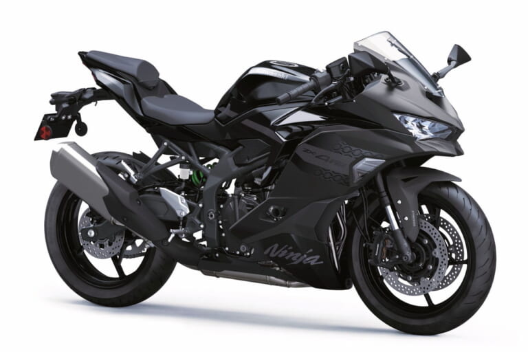 カワサキ|ニンジャZX-4RR|北米仕様|2026年モデル|2026年は白×金が目玉?! カワサキ4気筒スーパースポーツ「ニンジャZX-6R」「ニンジャZX-4R」の2026年モデル発表【北米】