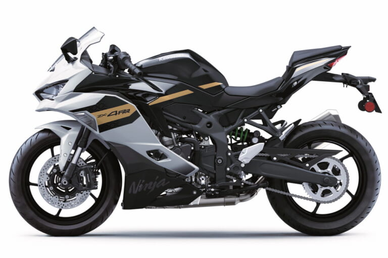 カワサキ|ニンジャZX-4RR|北米仕様|2026年モデル|2026年は白×金が目玉?! カワサキ4気筒スーパースポーツ「ニンジャZX-6R」「ニンジャZX-4R」の2026年モデル発表【北米】