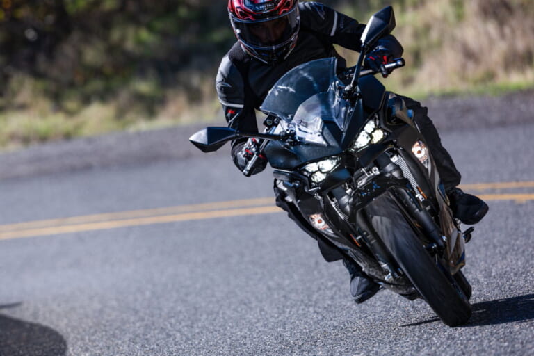 カワサキ|ニンジャ500|北米仕様|2026年モデル|カワサキグリーンに異変アリ?! 2気筒スポーツ「ニンジャ500」「ニンジャ650」の2026年モデル発表【北米】