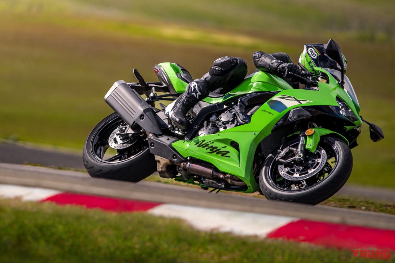 カワサキ｜ニンジャZX-6R｜北米仕様｜2026年モデル｜2026年は白×金が目玉?! カワサキ4気筒スーパースポーツ「ニンジャZX-6R」「ニンジャZX-4R」の2026年モデル発表【北米】