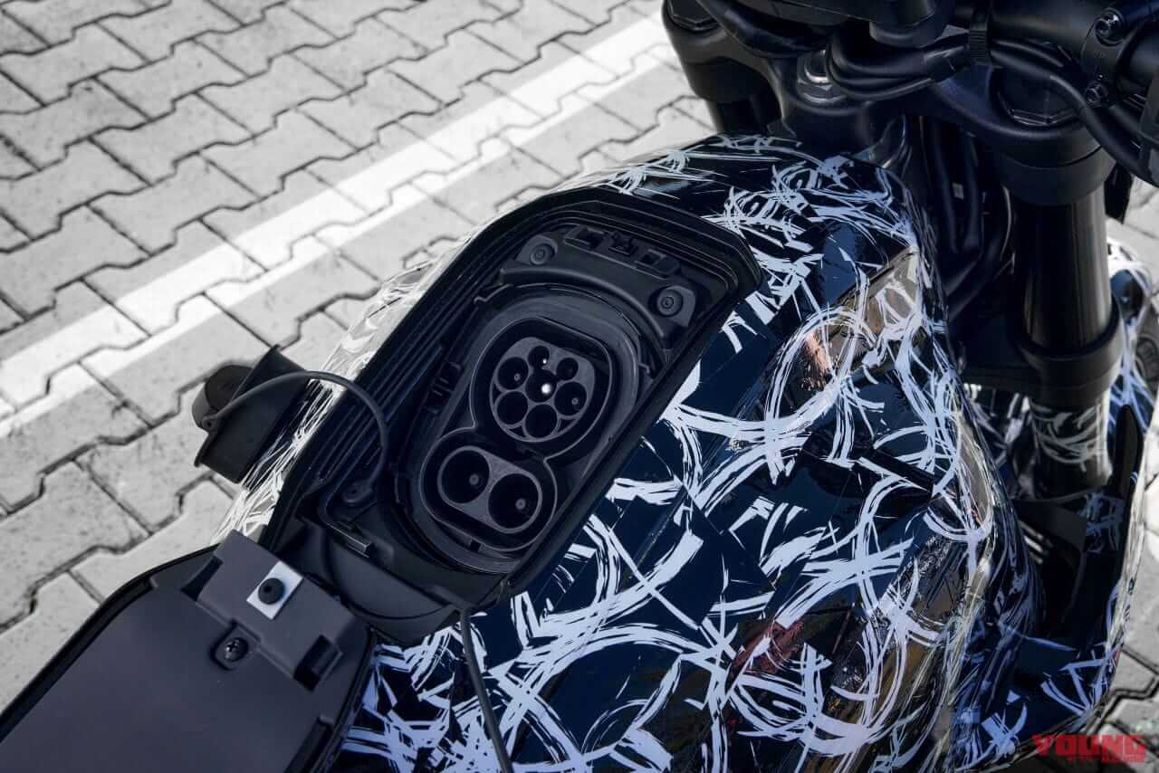 ｜登場カウントダウン?! 『風になれる』ホンダの電動バイク「EV FUNコンセプト」欧州での走行テスト映像が公開