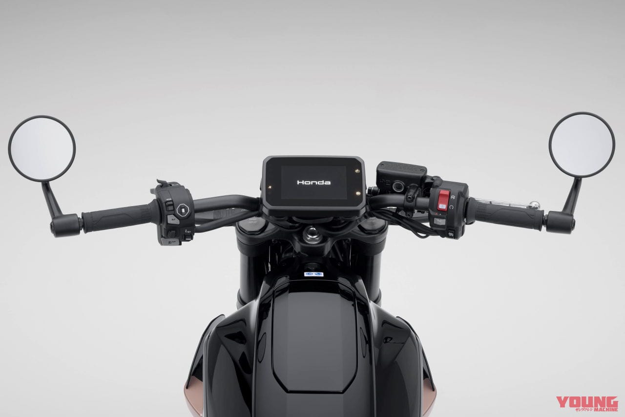 ｜ホンダがブランニューモデル「Honda WN7」を発表！ 1000cc並みのトルクを発揮する、固定式バッテリー採用の電動ネイキッド