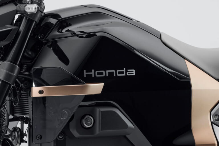 ホンダ｜WN7｜欧州仕様｜2026年モデル｜ホンダがブランニューモデル「Honda WN7」を発表！ 1000cc並みのトルクを発揮する、固定式バッテリー採用の電動ネイキッド