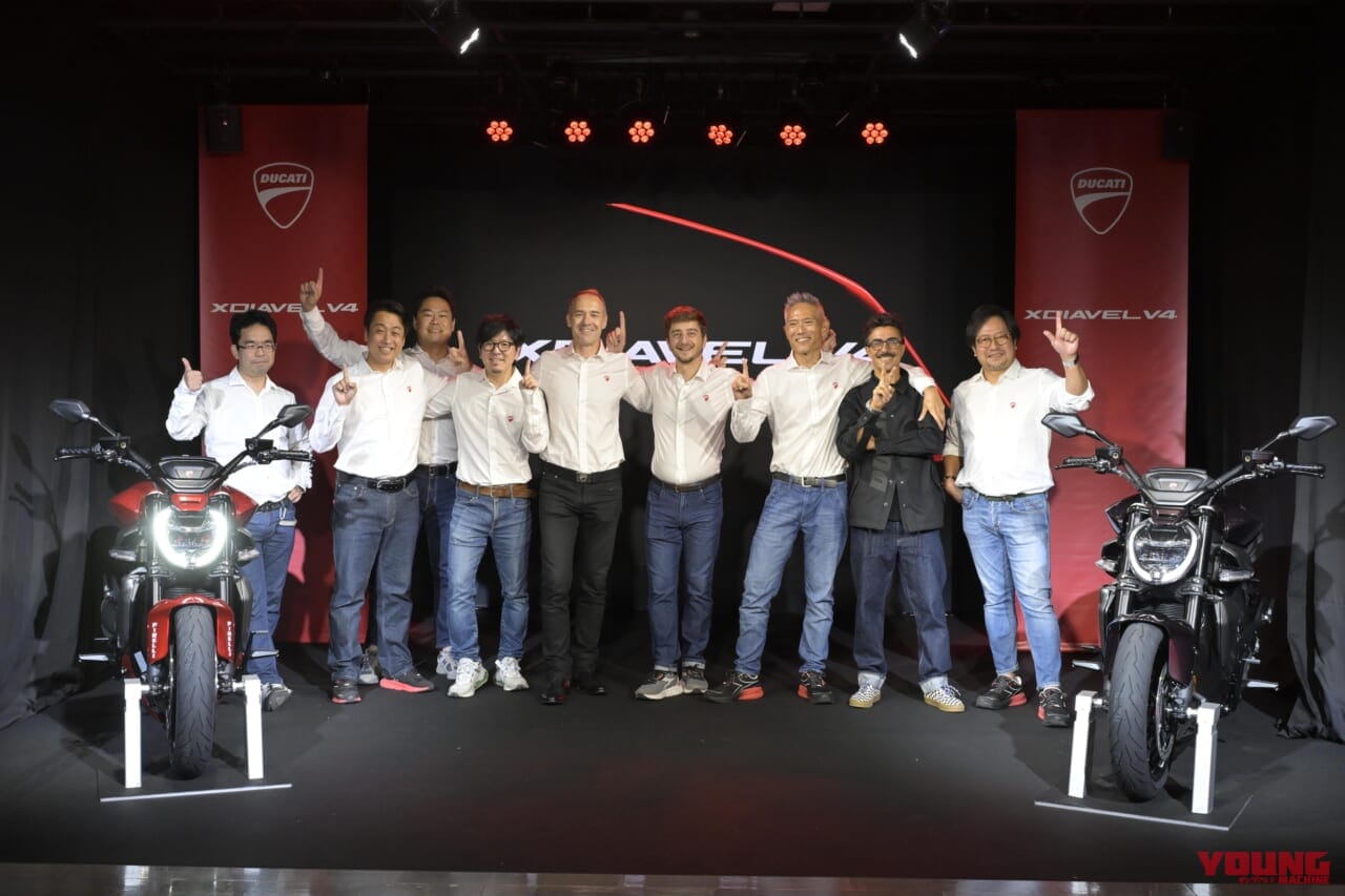 スタッフと本社のロッコ|ドゥカティ新型「XDiavel V4」国内発売!V4エンジン搭載のイタリアン「キング・オブ・クルーザー」を徹底解説