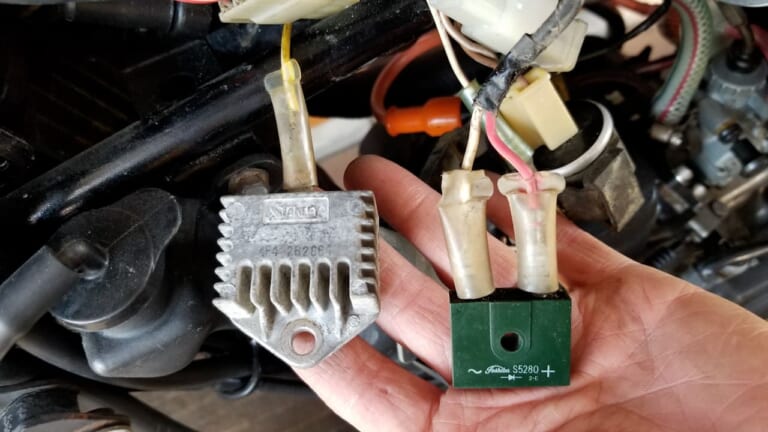 レギュレーターが壊れるとどうなる? 知らないと危険なバイク電装トラブル集|レギュレーターが壊れるとどうなる? 知らないと危険なバイク電装トラブル集