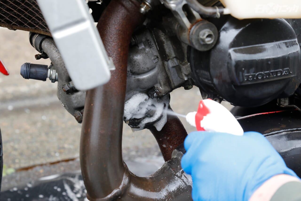 ｜賢い洗浄ケミカル選びのすゝめ【アルミや樹脂が多いモデルには、表面を痛めない専用タイプを使うべし】