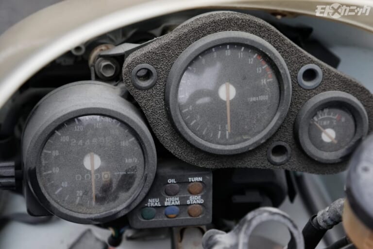 ホンダ｜NSR250R｜汚れ｜賢い洗浄ケミカル選びのすゝめ【アルミや樹脂が多いモデルには、表面を痛めない専用タイプを使うべし】