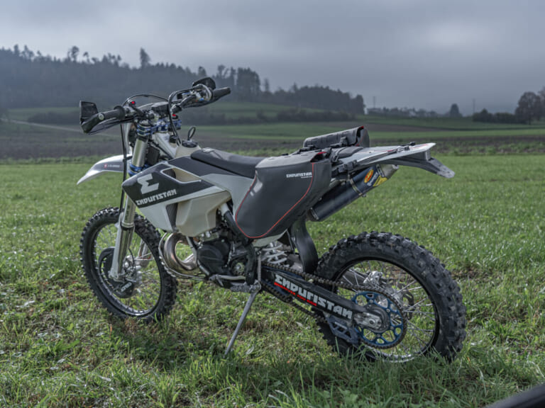 ブリザード 2 サドルバッグ｜【ENDURISTAN】次世代サドルバッグ「ブリザード２サドルバッグ」販売開始