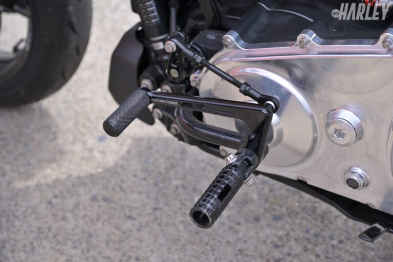ハーレーダビッドソン｜ROADGLIDE T-MAN 143 PRO STREET HRD PERFORMANCE｜ペダル｜2343ccで170HPオーバー！バケモノマシン「ロードグライド143」試乗レポート