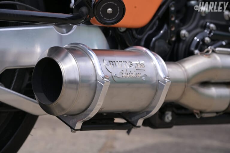 ハーレーダビッドソン｜ROADGLIDE T-MAN 143 PRO STREET HRD PERFORMANCE｜マフラー｜2343ccで170HPオーバー！バケモノマシン「ロードグライド143」試乗レポート
