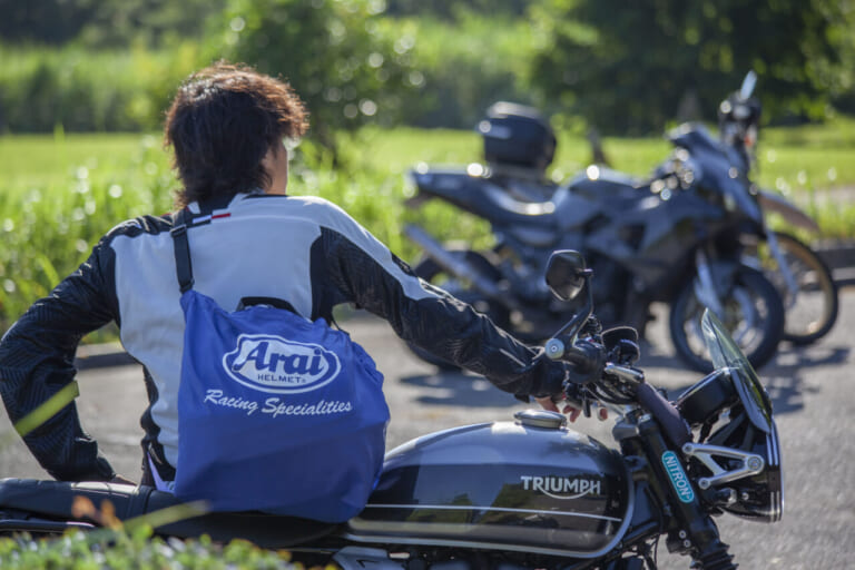 新登場! Arai ポケッタブルヘルメットトートバッグ