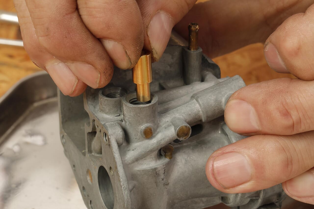 ラビット｜S-211A｜キャブレター｜燃調キット｜キースター｜[旧車バイクメンテDIY] 富士重工製ラビット：戦後に独自の発展を遂げた国産スクーターのキャブメンテに挑む