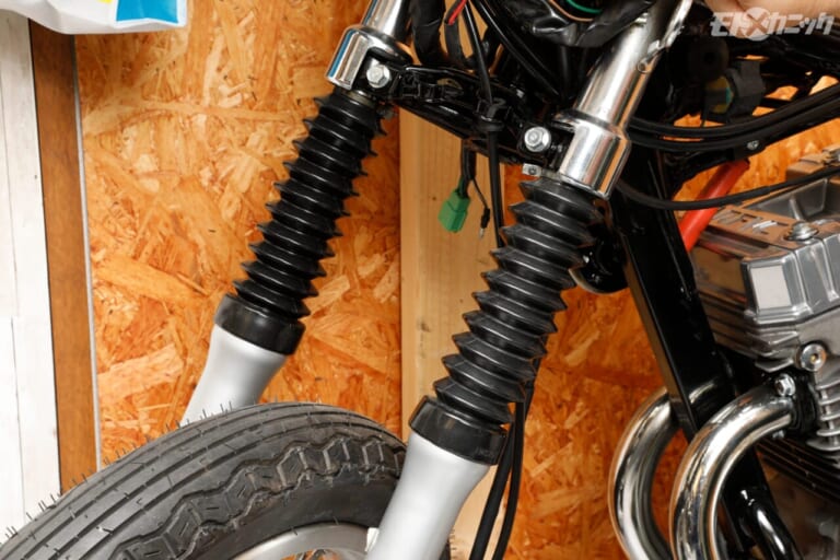 MAKARAI｜メッキング｜想像以上にデリケートなクロームメッキ、NAKARAIのKINGシリーズでメンテし綺麗に保つ