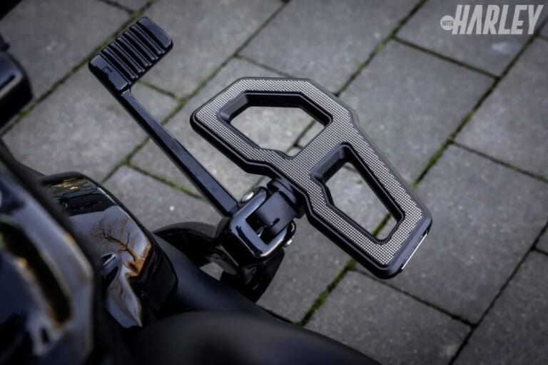 THUNDERBIKE|Satin ミニフロアボード|見ているだけでワクワクする最新ハーレーカスタムパーツ〈スズキ&アソシエイツ〉