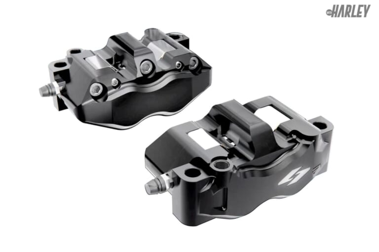 KRAUS|RT3 ラジアルキャリパー|見ているだけでワクワクする最新ハーレーカスタムパーツ〈スズキ&アソシエイツ〉