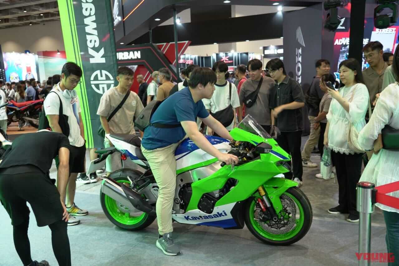 ｜台湾も昭和レトロが人気?! スズキのスクーター「SUI」など出展の台湾モーターサイクルショー　レポートをお届け！