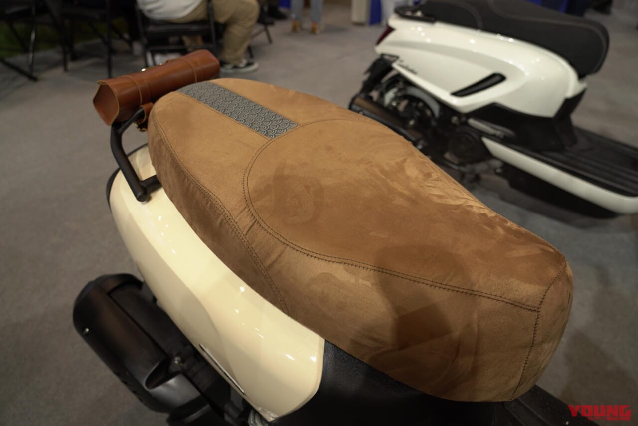 台湾モーターサイクルショー2025｜台湾も昭和レトロが人気?! スズキのスクーター「SUI」など出展の台湾モーターサイクルショー　レポートをお届け！
