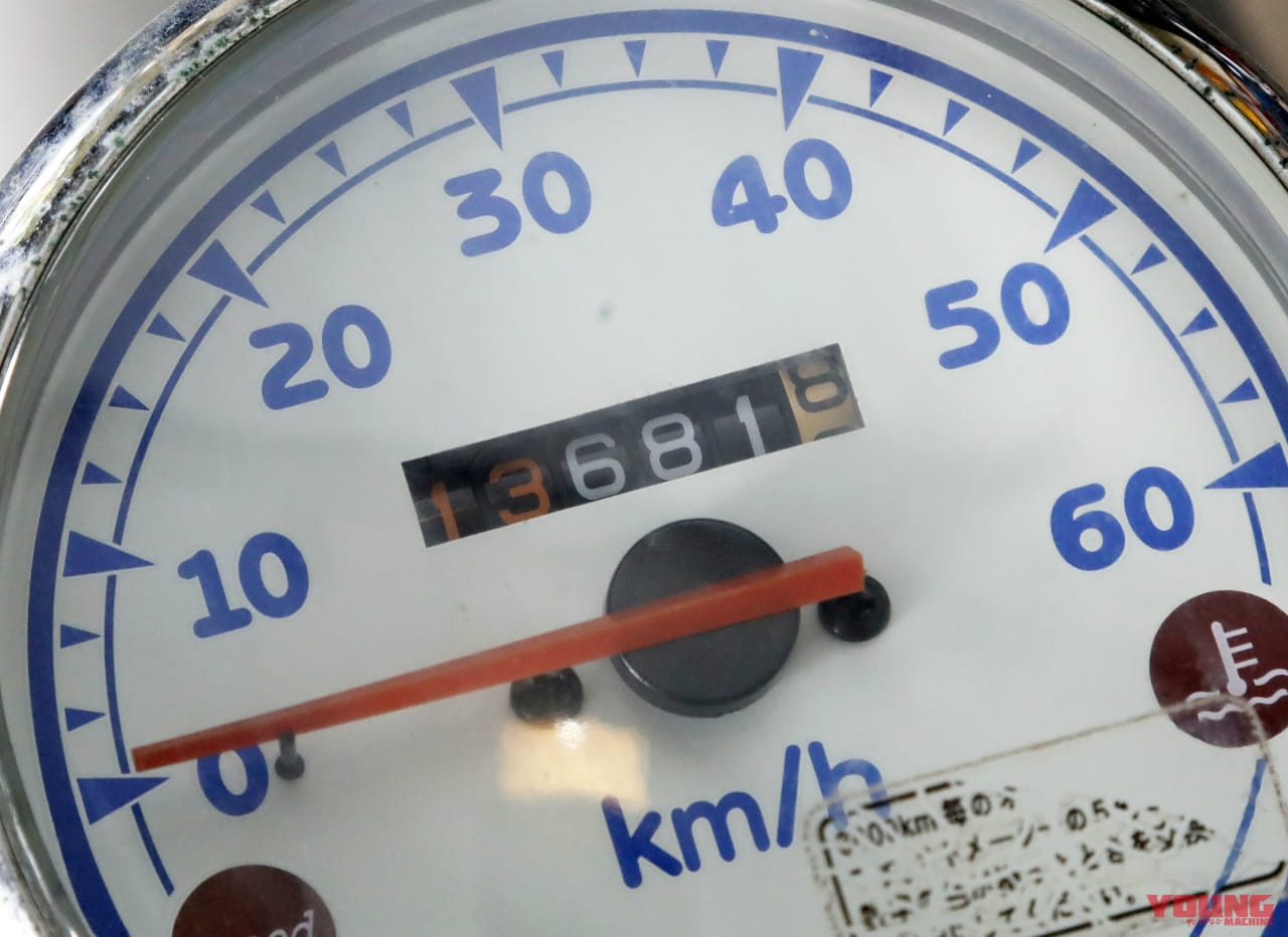 |【自分でできる】原付バイクのオイル交換|費用を抑えるやり方と手順、頻度を徹底ガイド