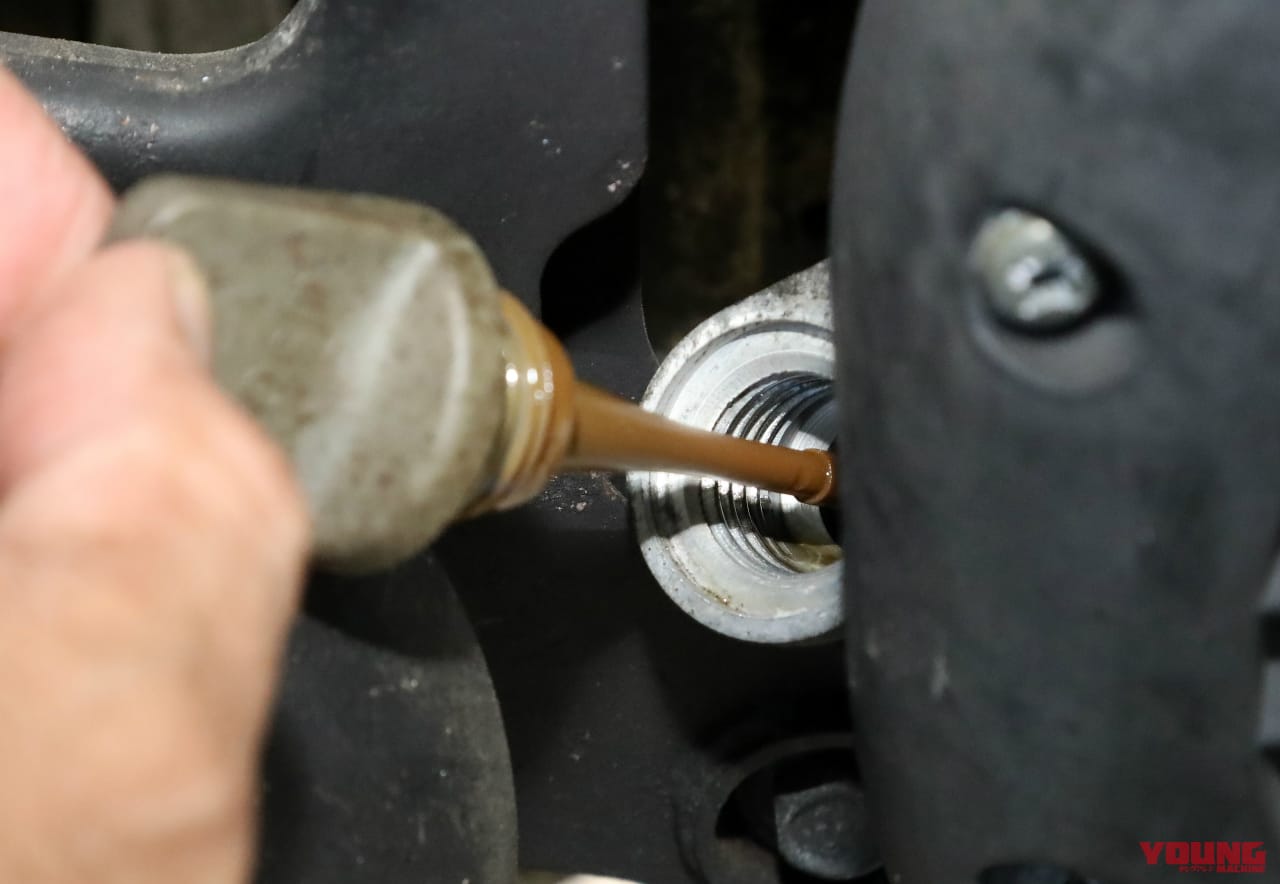 |【自分でできる】原付バイクのオイル交換|費用を抑えるやり方と手順、頻度を徹底ガイド