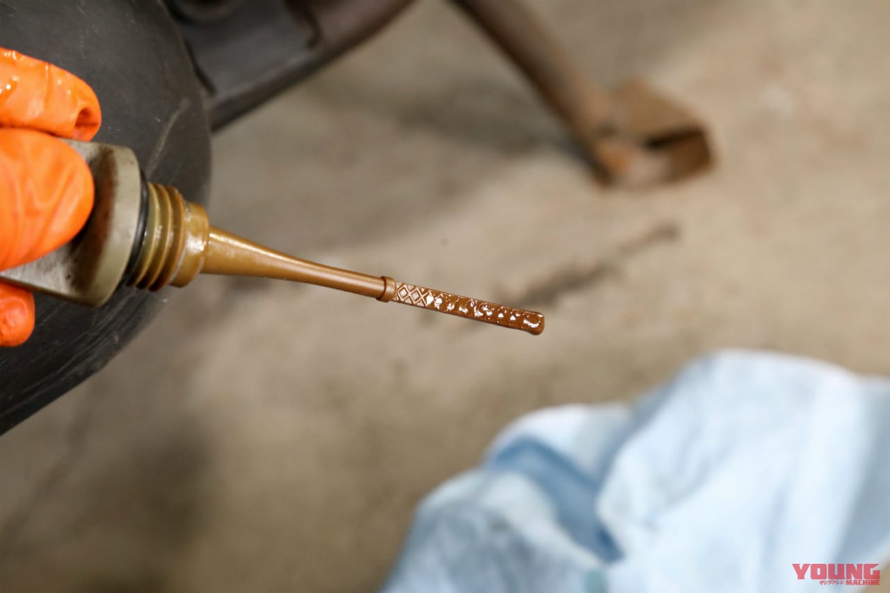 |【自分でできる】原付バイクのオイル交換|費用を抑えるやり方と手順、頻度を徹底ガイド