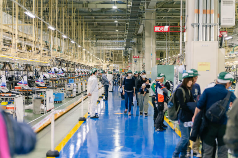 二輪車の生産ライン見学|フレディ・スペンサーがCB1000Fを語る!「ホンダ ホームカミング熊本2025」開催 | GP500&250ダブルチャンピオン車展示&トークショーも