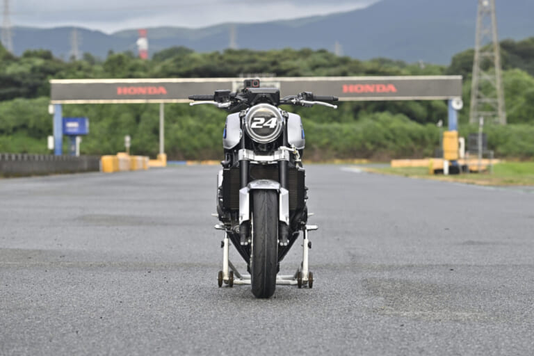 CB1000F コンセプト|「新CB伝説の序章」CB1000F コンセプトお気軽カスタム術を丸山浩が伝授【ヤングマシン電子版11月号】