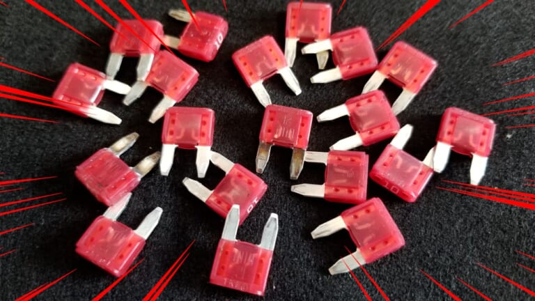 レギュレーターが壊れるとどうなる? 知らないと危険なバイク電装トラブル集|レギュレーターが壊れるとどうなる? 知らないと危険なバイク電装トラブル集