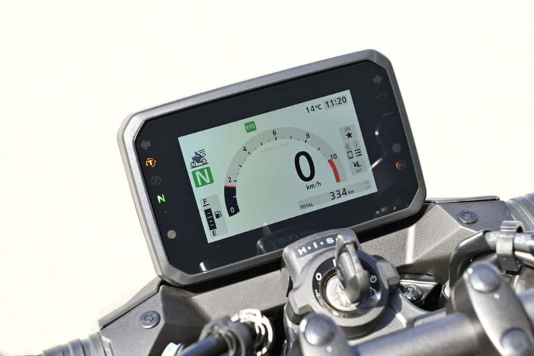 ホンダ|CB750ホーネット|丸山浩|ミドルネイキッド最強クラスの激速マシン! ホンダ「CB750 Hornet」丸山浩インプレッション