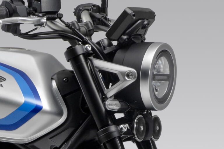 ホンダ｜CB500スーパーフォア｜中国仕様｜ホンダ新型「CB500スーパーフォア」重慶ショーで登場! 俺たちの「CB400スーパーフォア」も帰ってくる!!