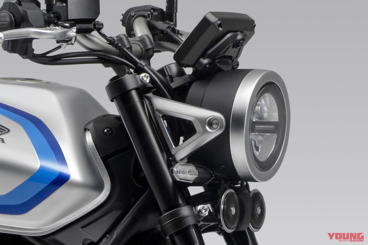 ｜ホンダ新型「CB500スーパーフォア」重慶ショーで登場! 俺たちの「CB400スーパーフォア」も帰ってくる!!