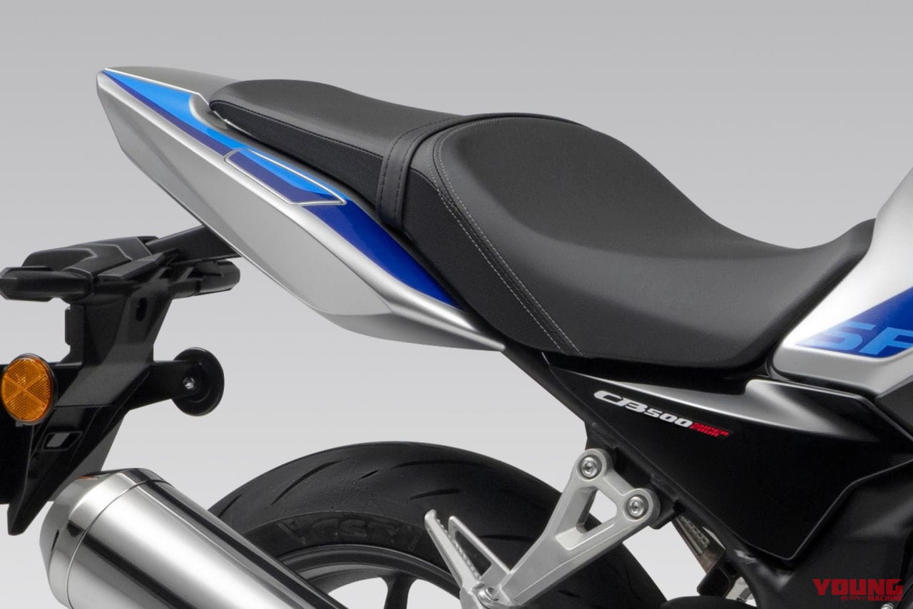 ｜ホンダ新型「CB500スーパーフォア」重慶ショーで登場! 俺たちの「CB400スーパーフォア」も帰ってくる!!