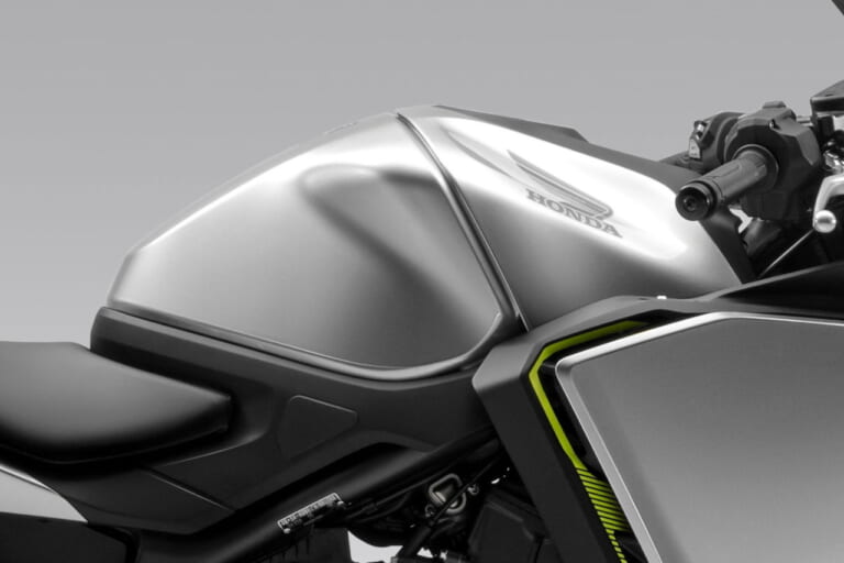 ホンダ｜CBR500Rフォア｜中国仕様｜2026年モデル｜ホンダの4気筒400ccフルカウルスポーツが30年ぶりに復活へ!! 新型「CBR500R FOUR」重慶ショー登場で国内仕様「CBR400R FOUR」もカウントダウンか