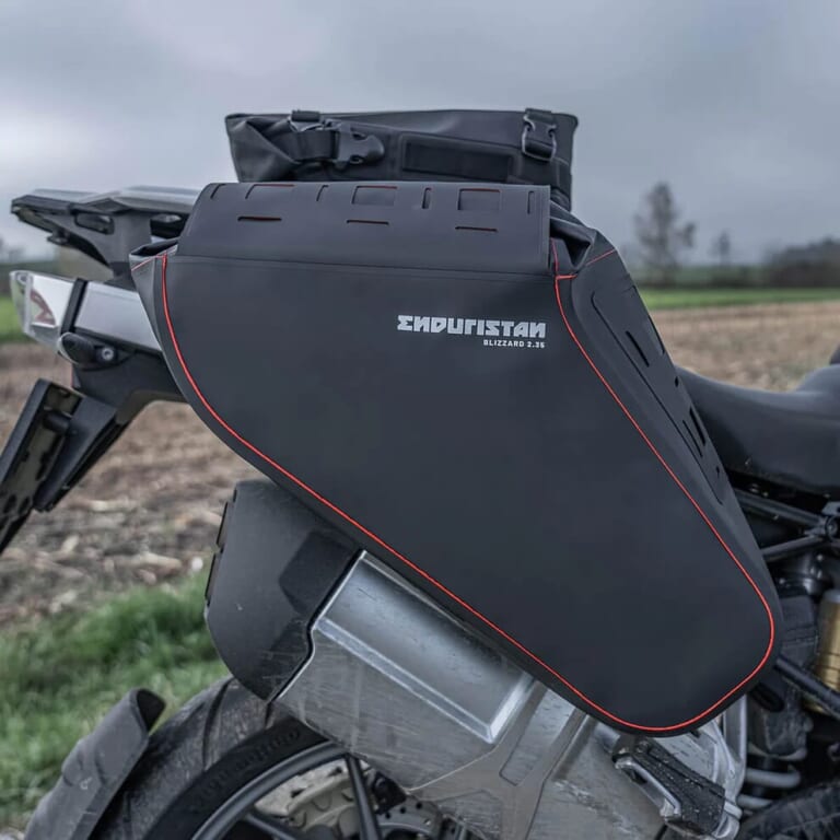 ブリザード 2 サドルバッグ｜【ENDURISTAN】次世代サドルバッグ「ブリザード２サドルバッグ」販売開始
