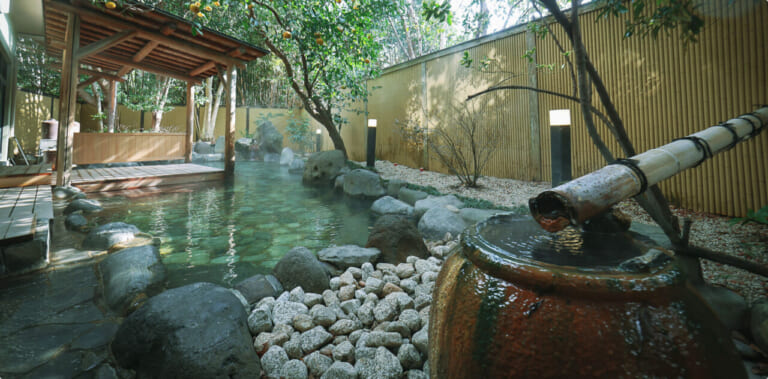 絶景と秘湯が待つ南伊豆に天然かけ流しの湯処「下賀茂温泉 花のおもてなし南楽」が新登場|秋ツーリングに! 絶景と秘湯が待つ南伊豆の、天然かけ流しの湯処「下賀茂温泉 花のおもてなし南楽」が魅力的すぎる