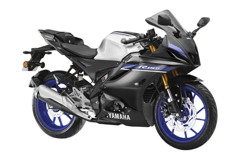 ヤマハ｜YZF-R15｜インド仕様｜2025年のヤマハ「R15 V4」にマジョーラカラー！ ブルー変更、ブラック追加も【海外】