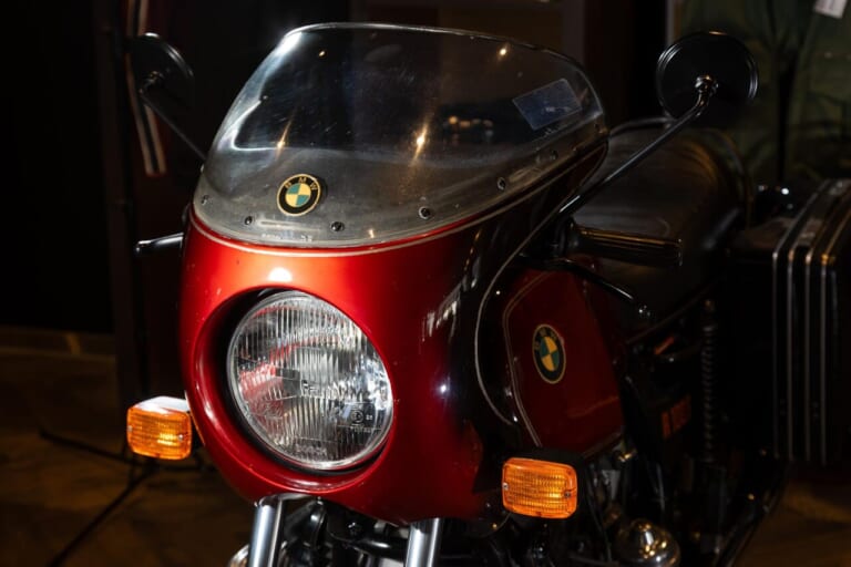 BMW Motorrad｜R100S｜カウル｜正規ディーラーだからこそ対応したい、伝えたい。往年の名車も販売、修理対応する光岡自動車
